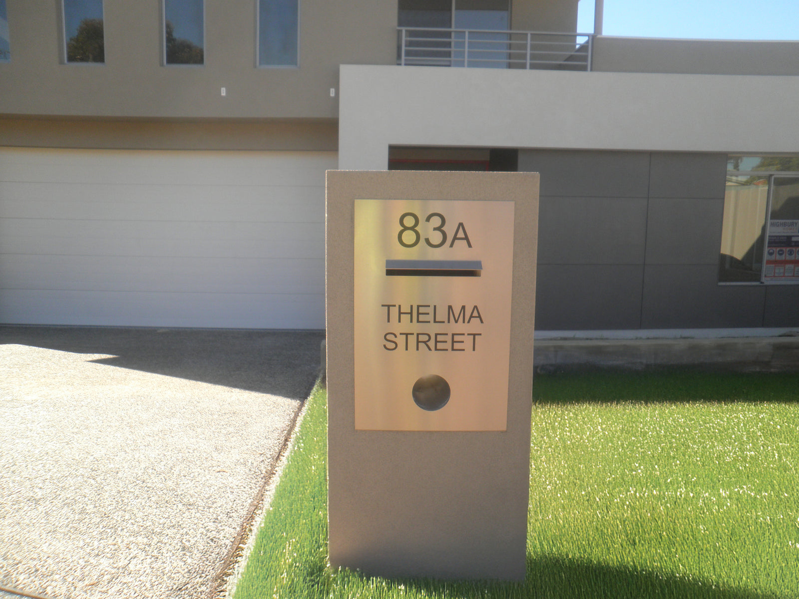 Custom Letterbox Plates