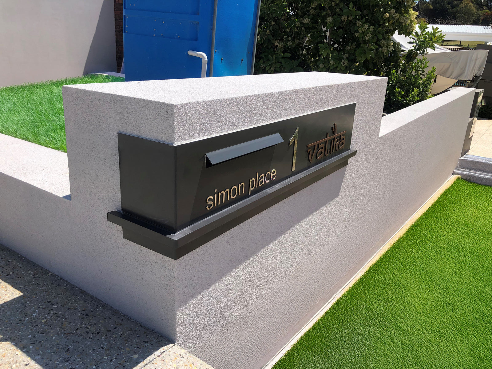 Custom Letterbox Plates