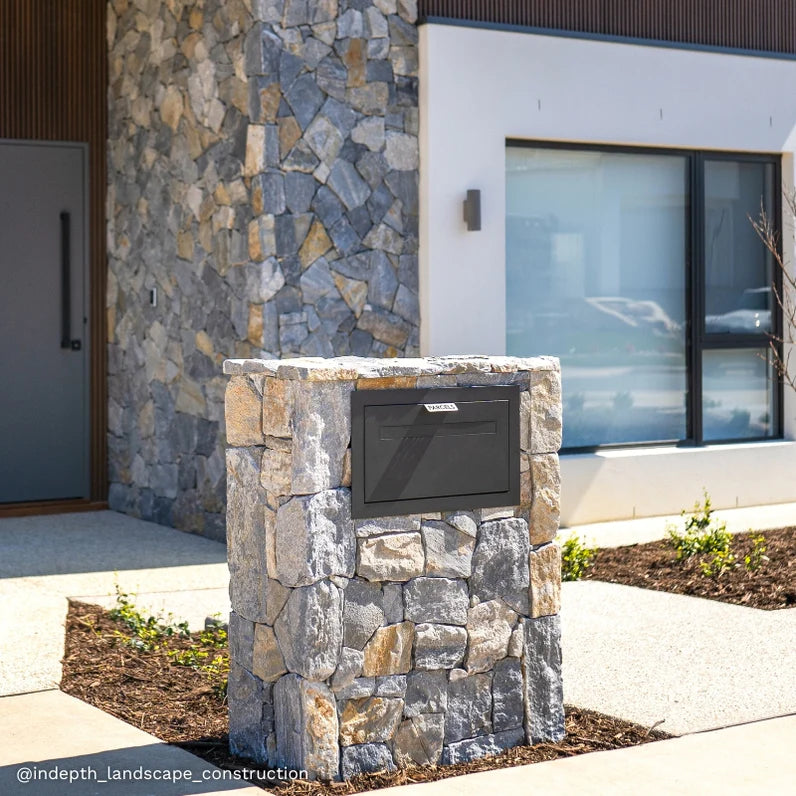 Milkcan Geneva Parcel Fence/Brick Letterbox