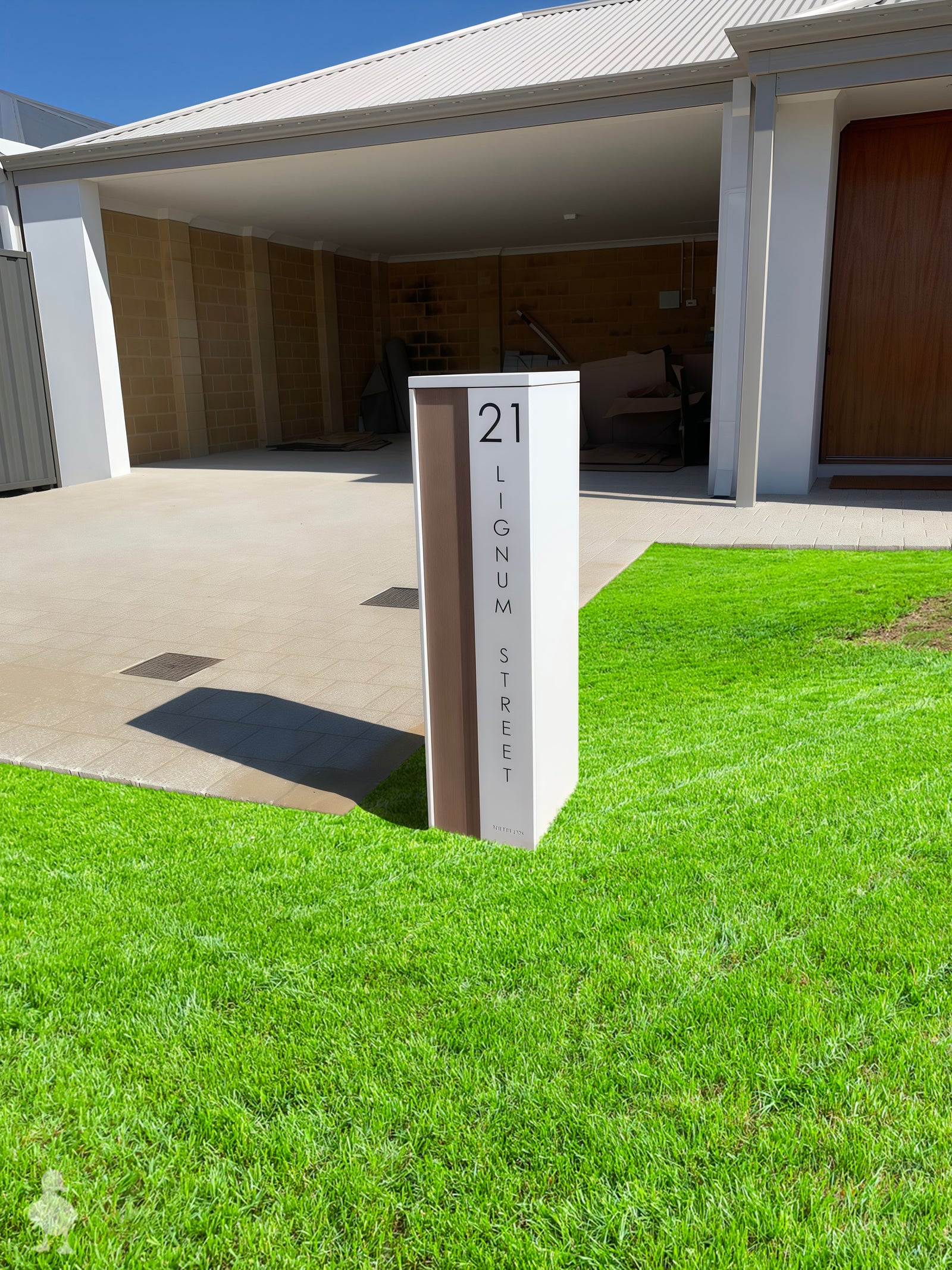 Milkcan Camden Parcel & Mail Box