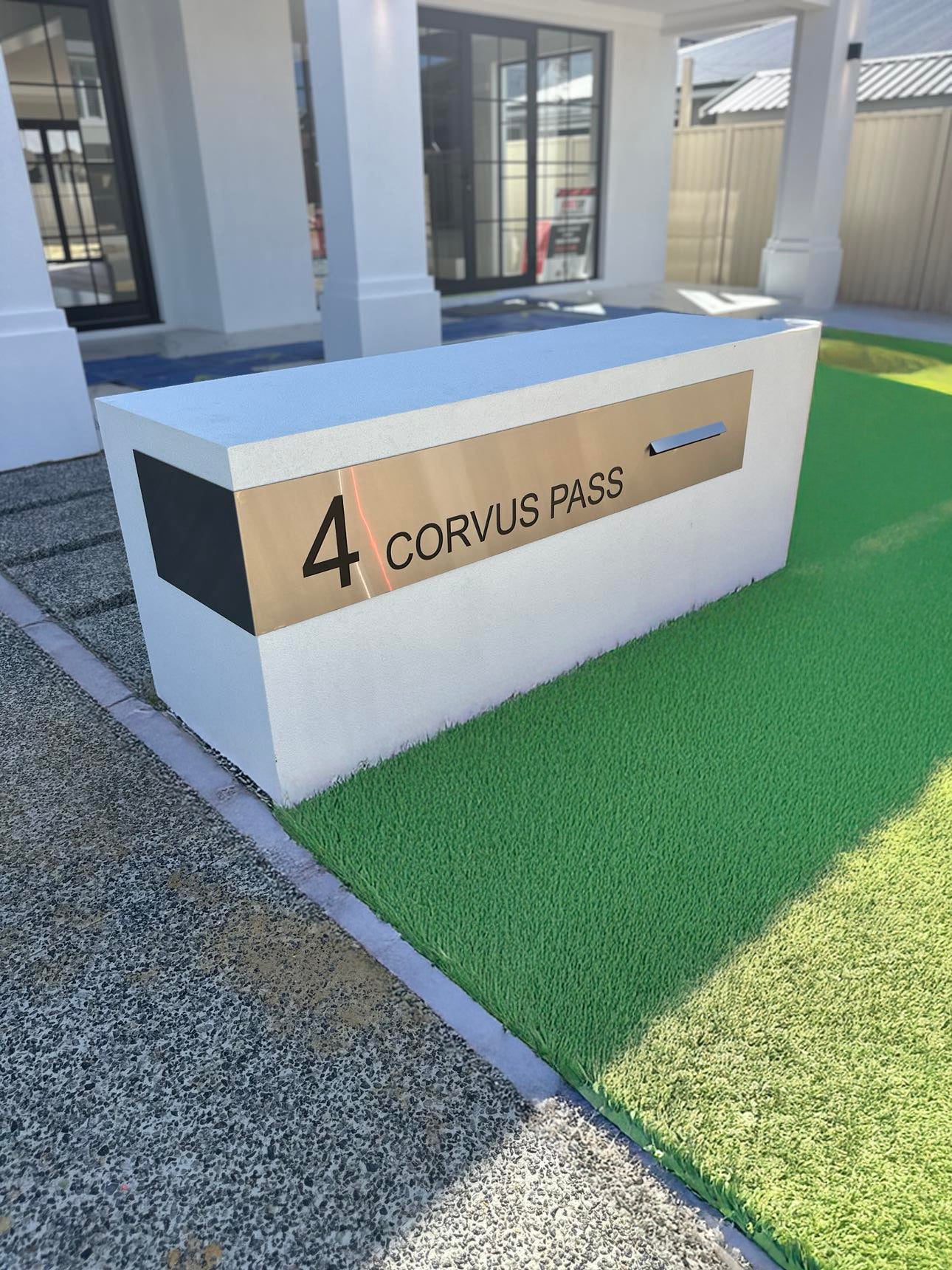 Custom Letterbox Plates