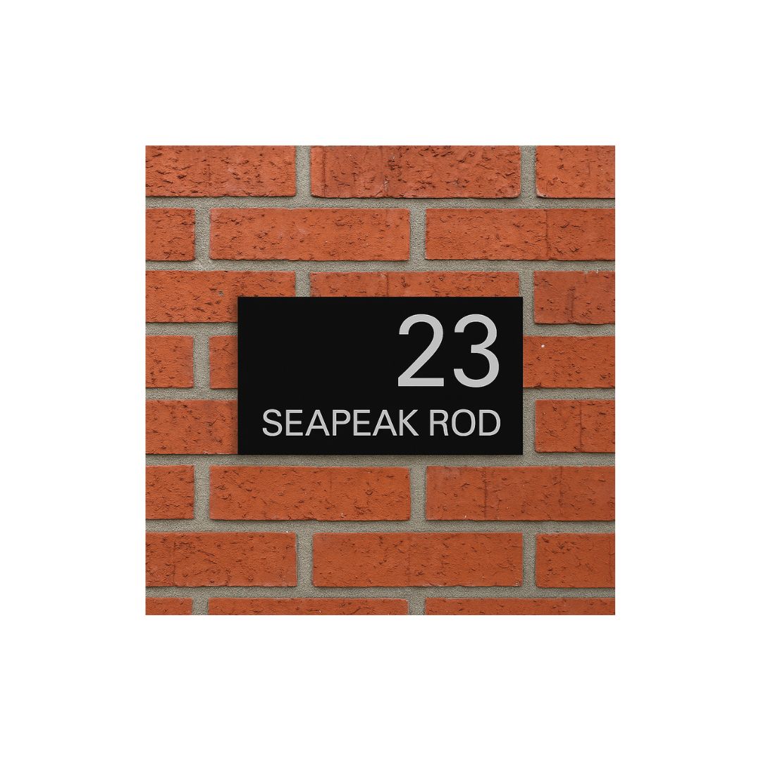 Black Traffolyte Address Sign with Vinyl Text – 300 x 140mm