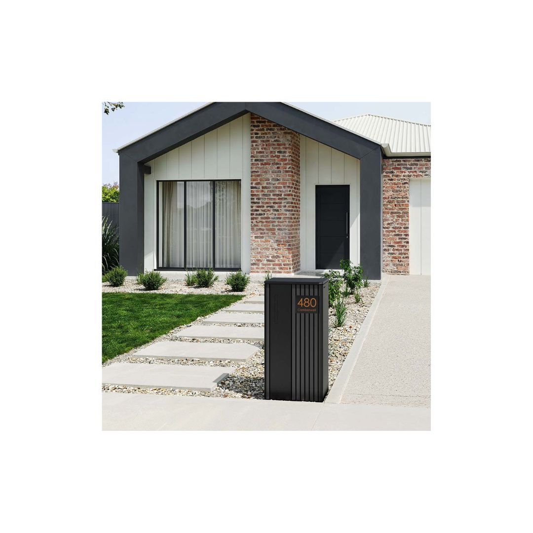 Black Traffolyte Address Sign with Vinyl Text – 200 x 140mm