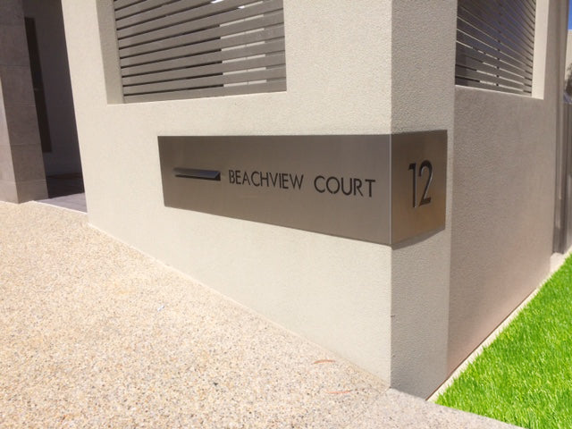 Custom Letterbox Plates