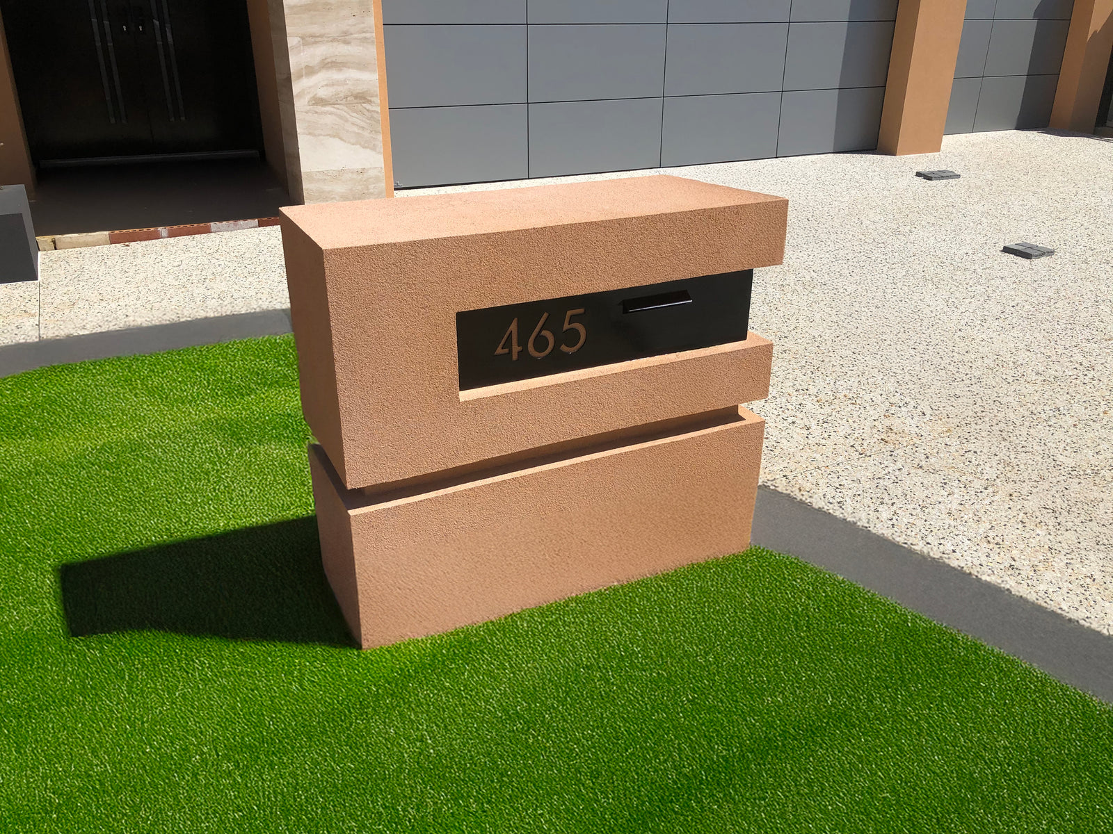 Custom Letterbox Plates