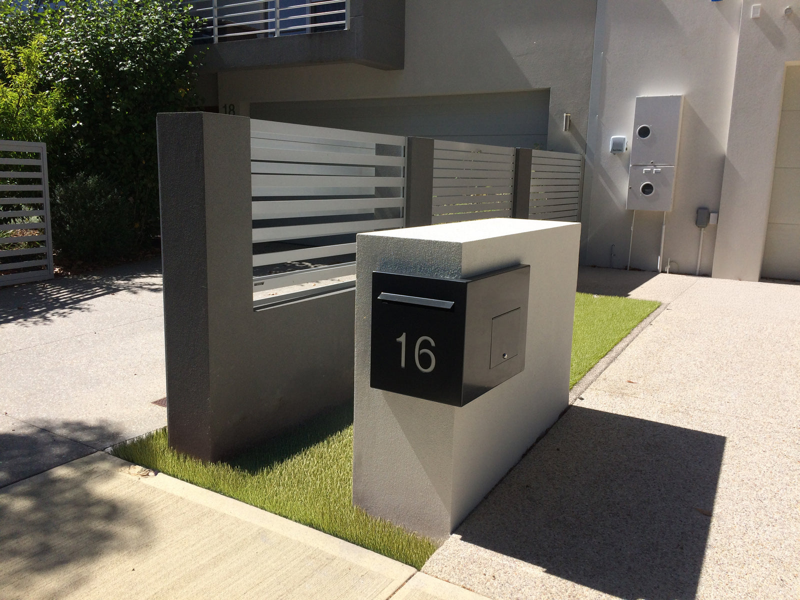 Custom Letterbox Plates