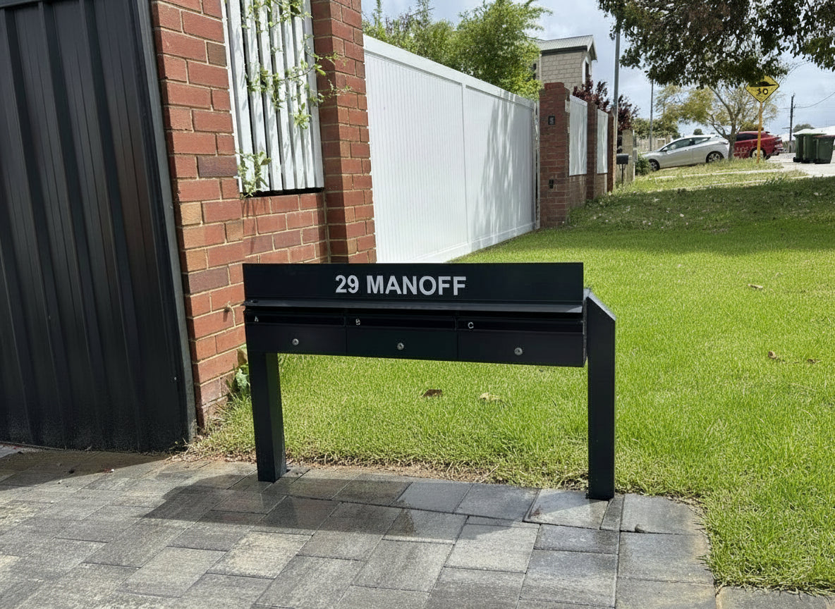 Multibank Front-opening + Post-mounted