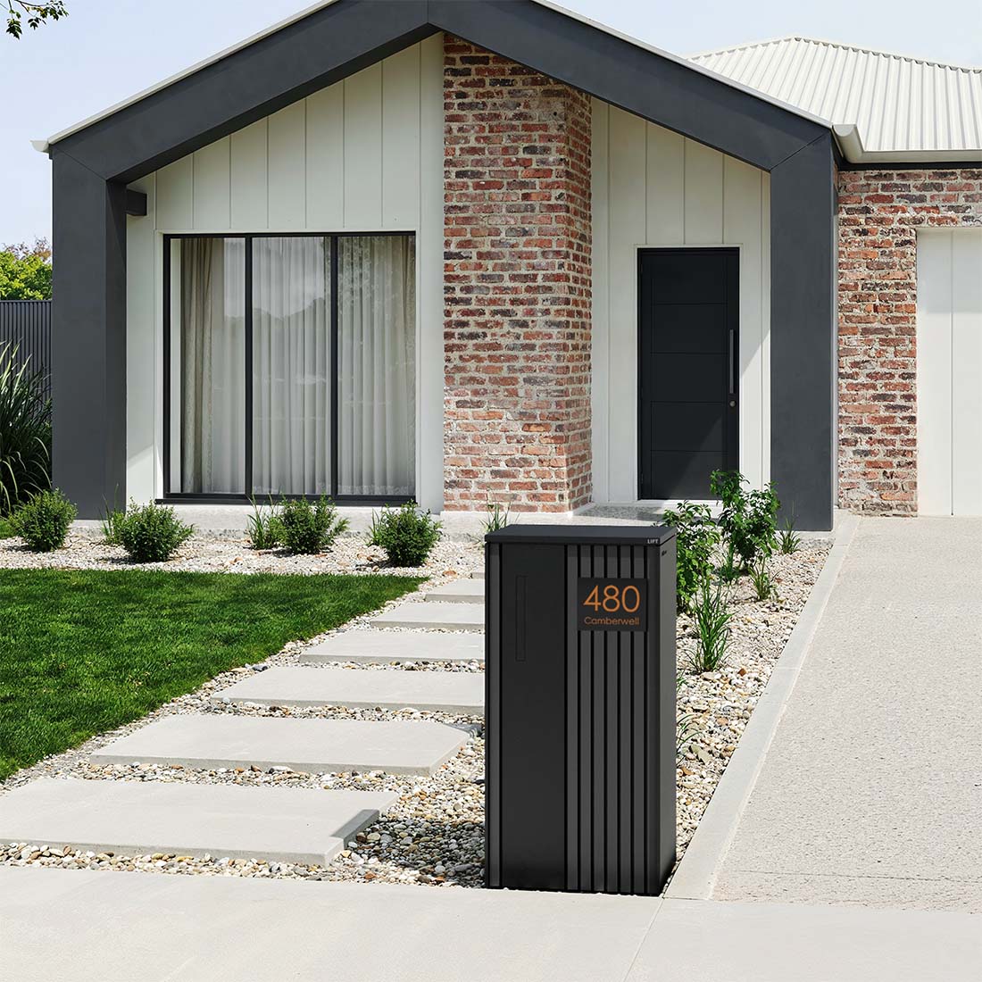 Black Traffolyte Address Sign with Vinyl Text – 200 x 140mm