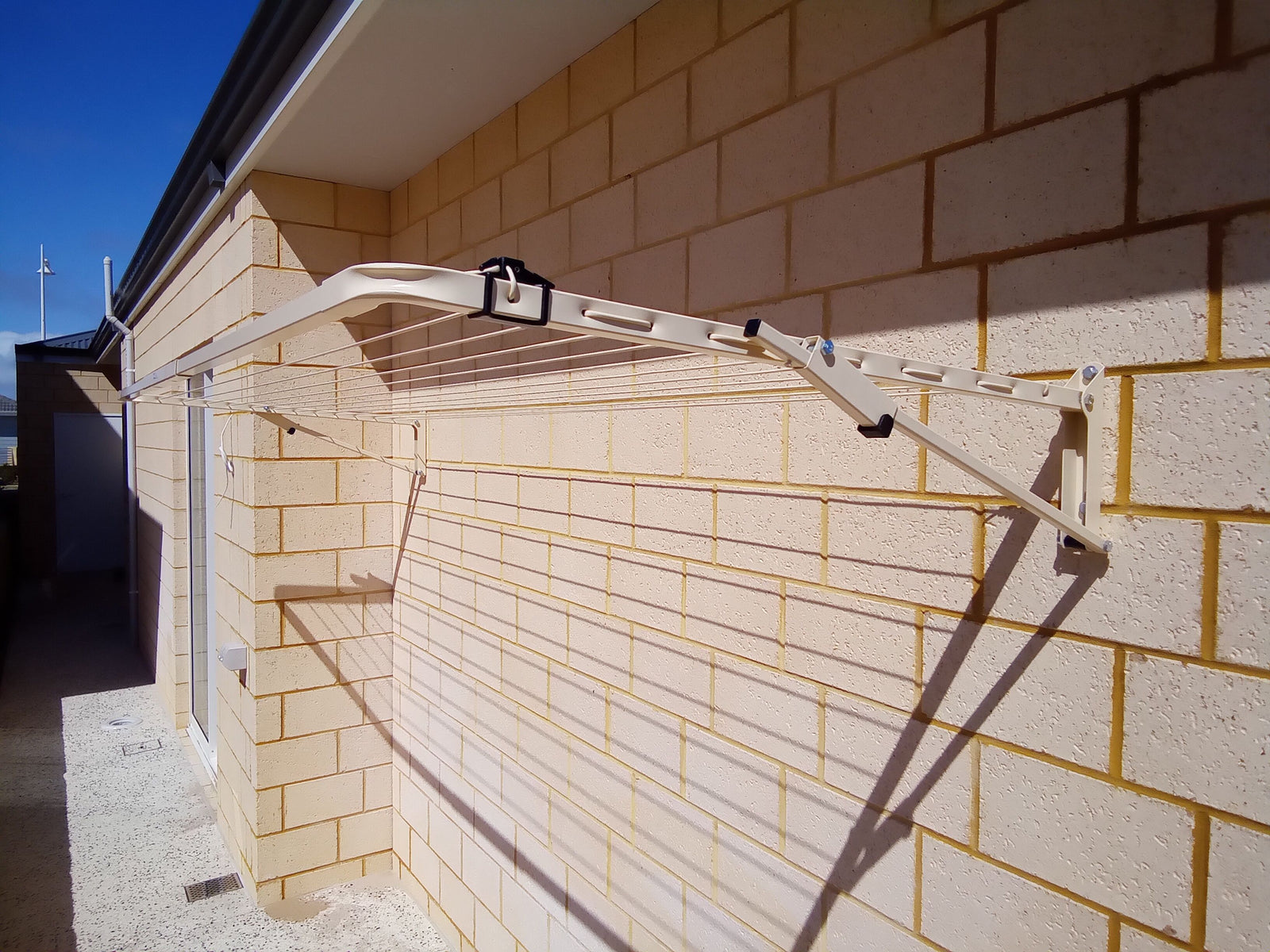 Austral Compact 28 (2490 x 935)