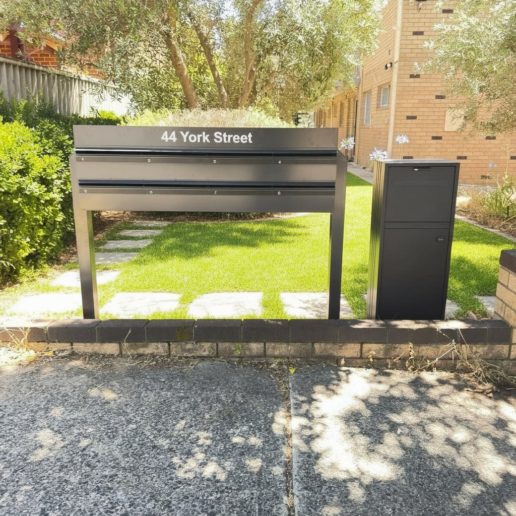 Multibank Rear-opening + Post-mounted