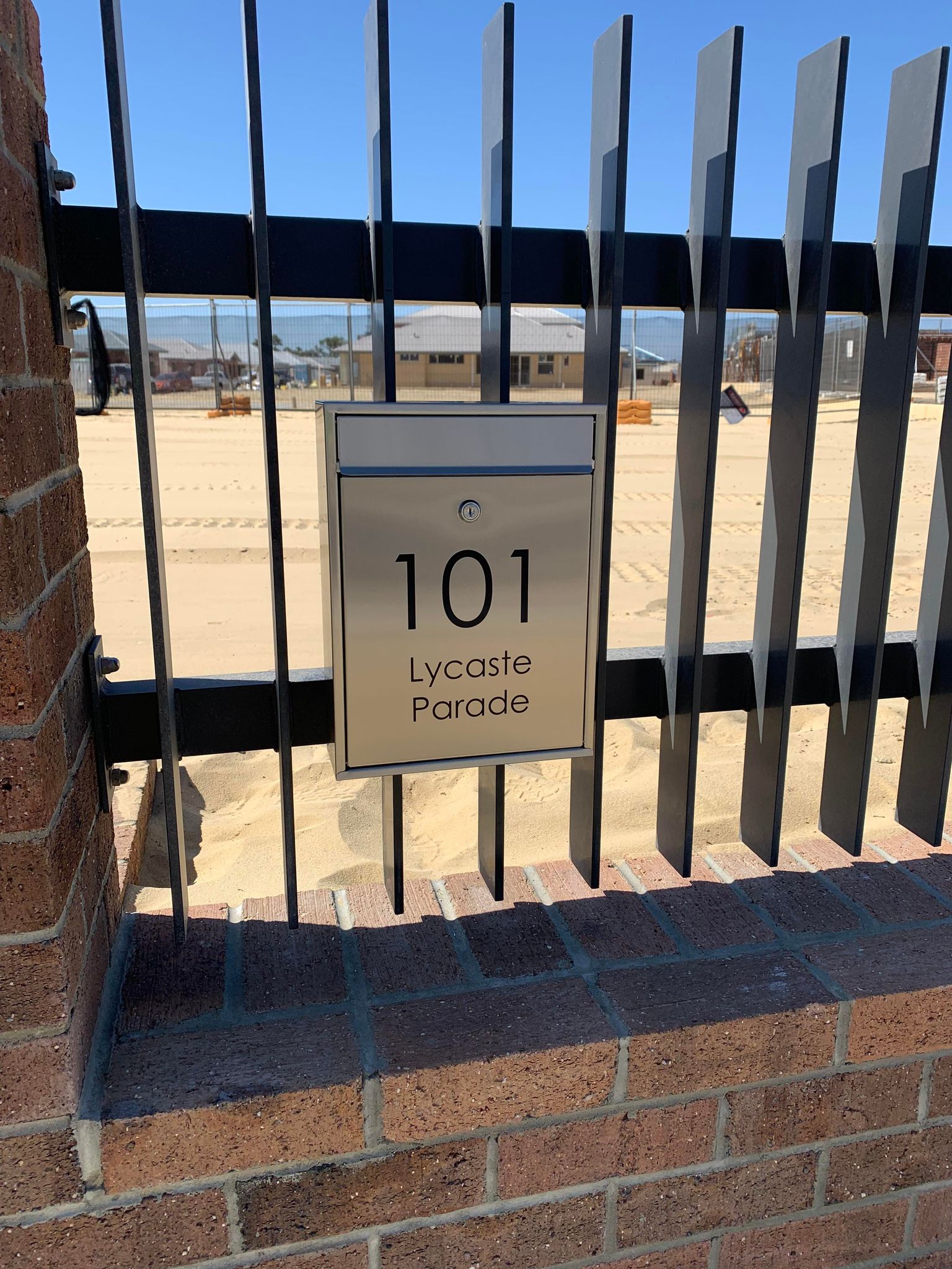 Milkcan Tottenham Letterbox