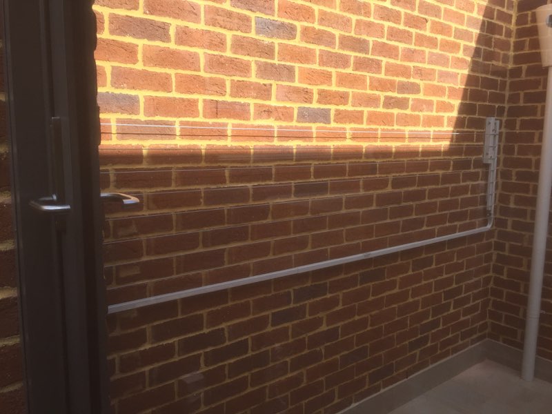 City Living Mainline 2400 x 1500 Wall Mount-Aussie Clotheslines & Letterboxes