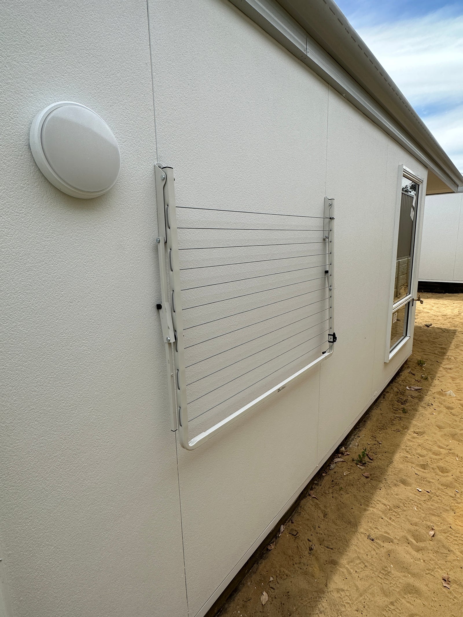 Austral Compact 28 (2490 x 935)