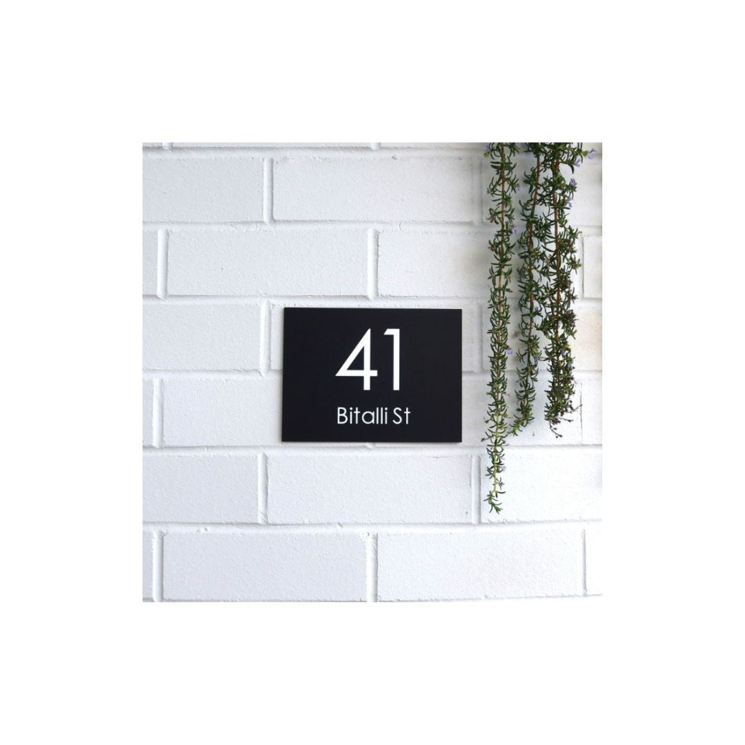 Black Traffolyte Address Sign with White Engraved Text – 200 x 140mm