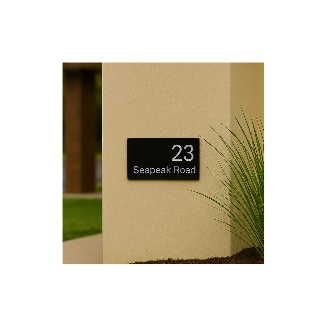 Black Traffolyte Address Sign with Vinyl Text – 300 x 140mm