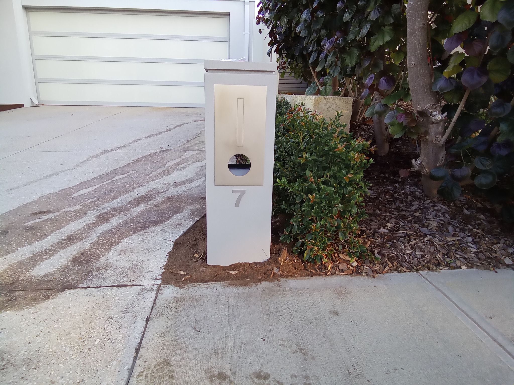 Milkcan Madrid Pillar Letterbox