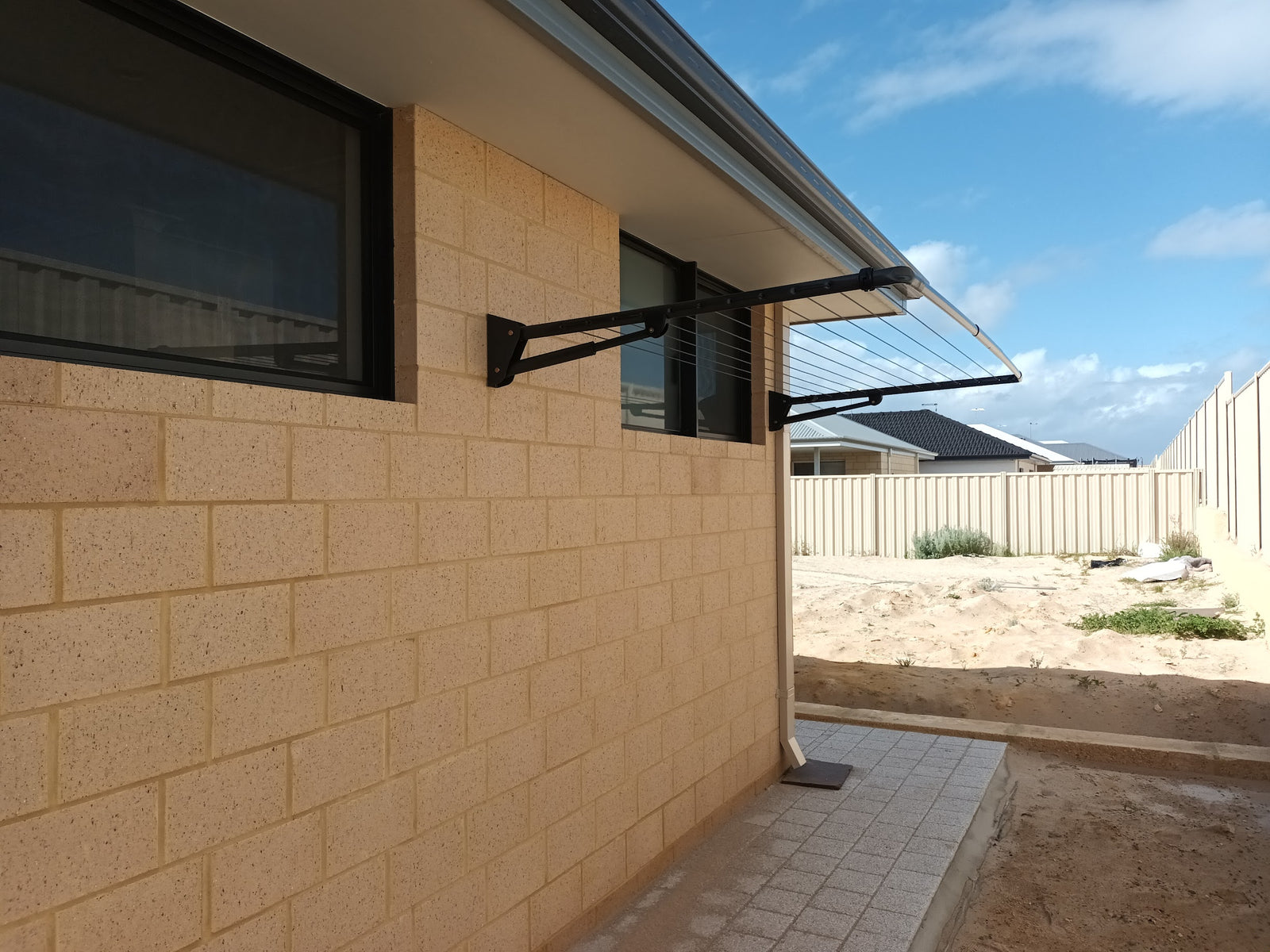 Hills Single Folding Frame