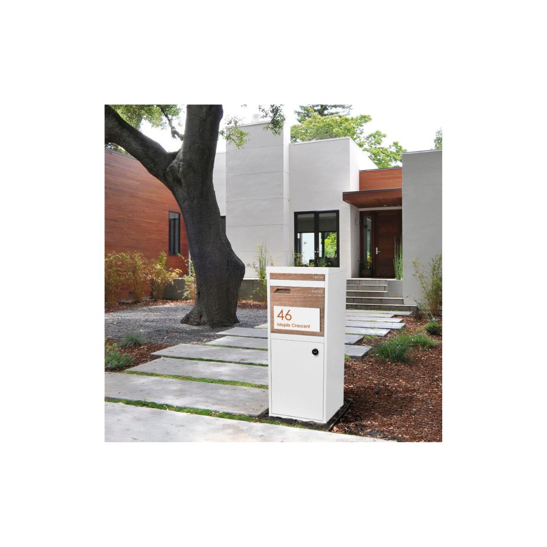 White Traffolyte Address Sign with Vinyl Text - 300 x 140mm (Text Aligned Left)