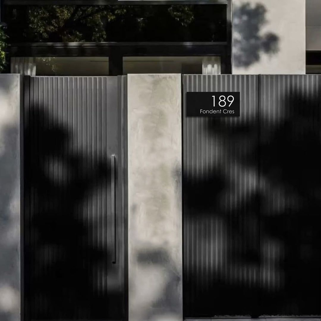 Black Traffolyte Address Sign with White Engraved Text – 300 x 140mm