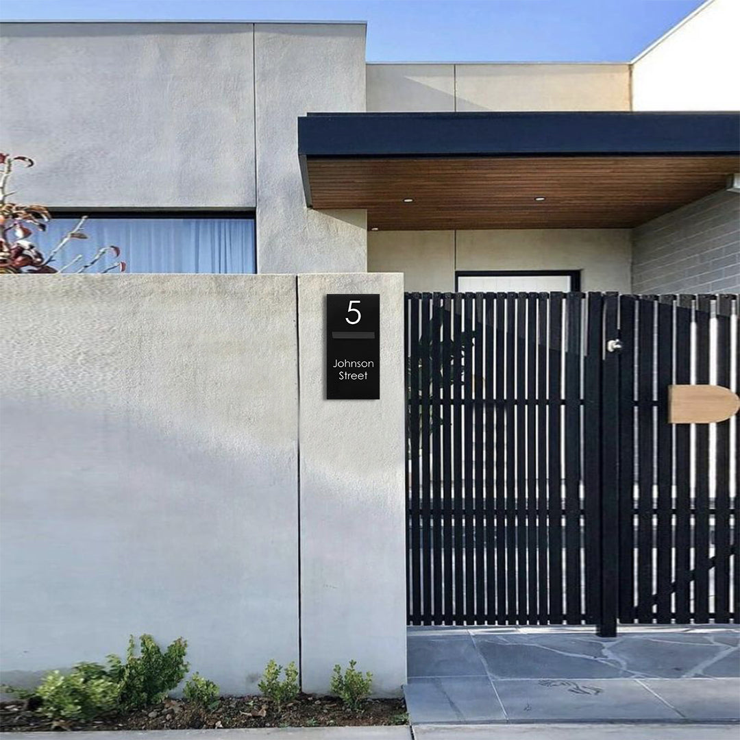 Black Powder-Coated Aluminium Letterbox Faceplate 300 x 600 with 240 Slot