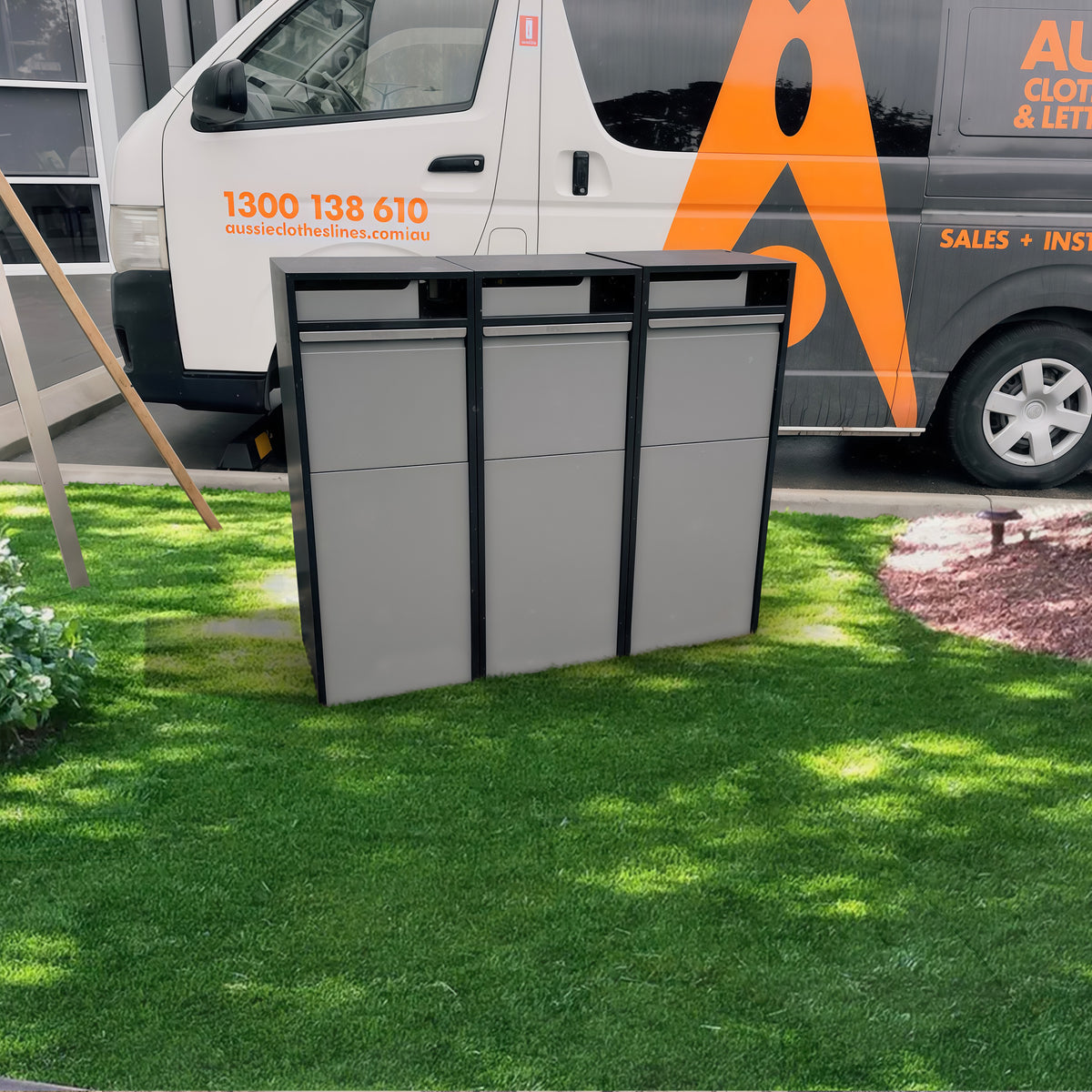 Northcote Zephyr Parcel & Mail Pillar