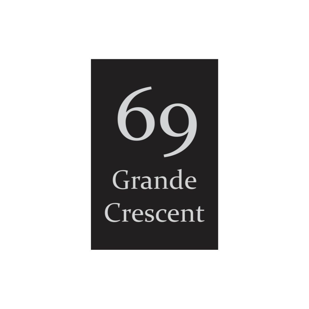 Black Traffolyte Address Sign with Vinyl Text 400 x 600