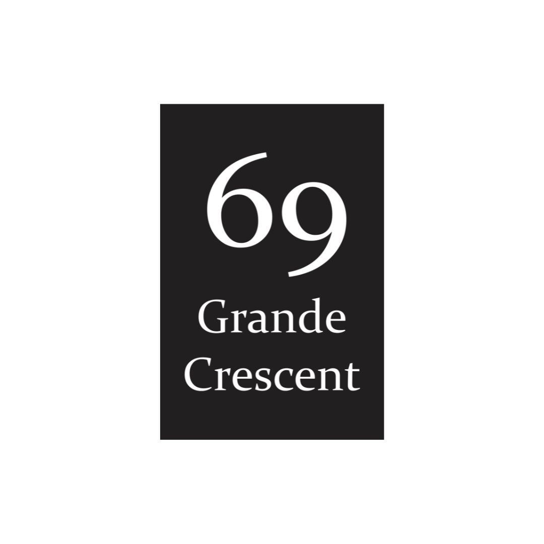 Black Traffolyte Address Sign with Vinyl Text 400 x 600