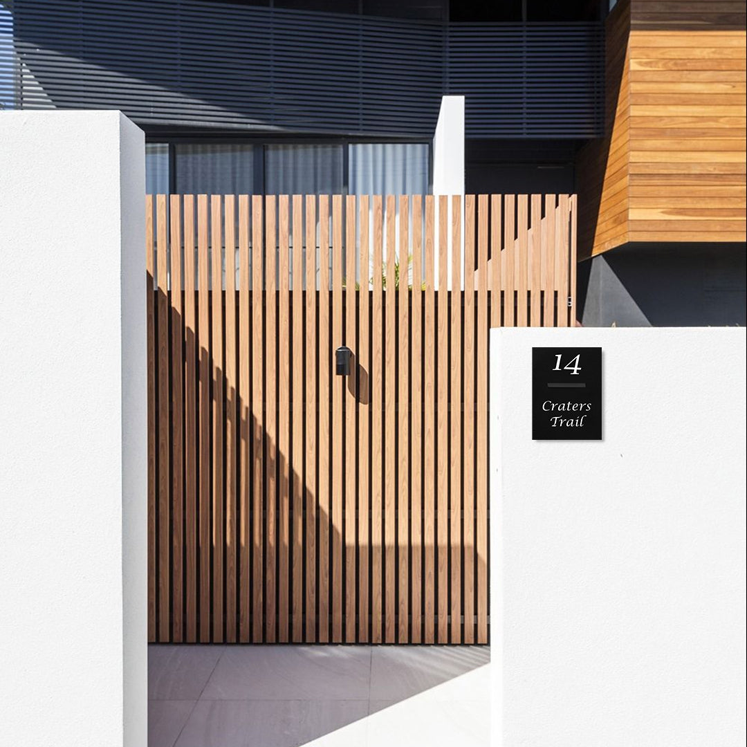 Monument Powder-Coated Aluminium Letterbox Faceplate 450 x 600mm - 240 Slot