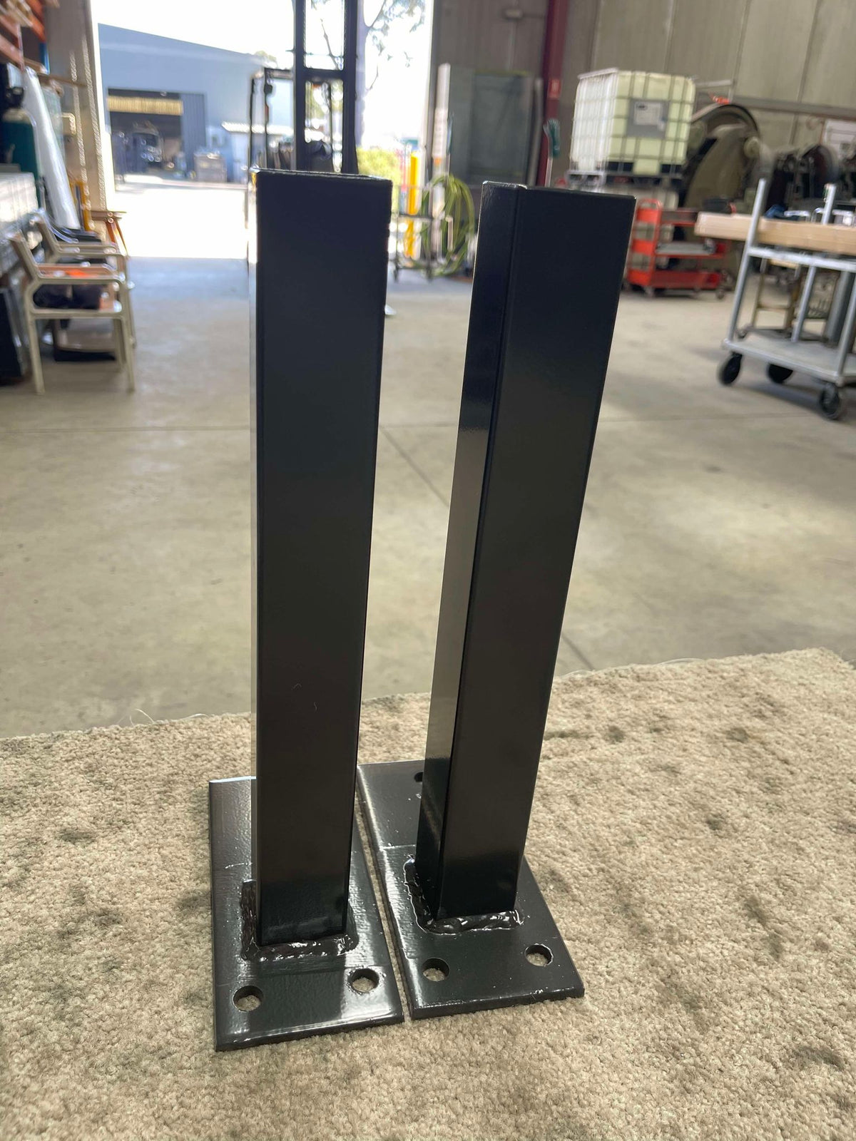 Base Plate Kit / Feet (For Installation onto concrete or limestone)