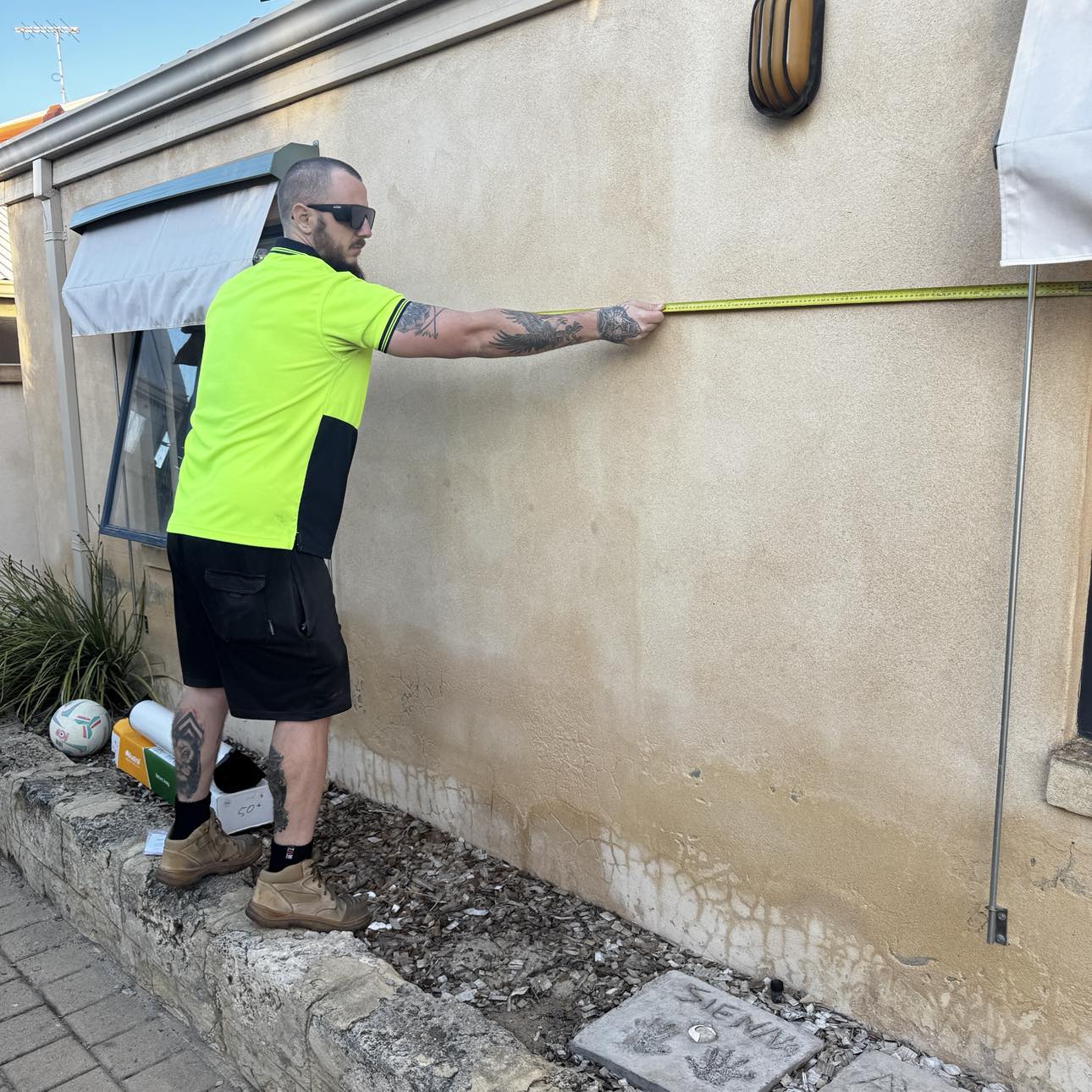 Folding Frame Installation Wall-Mount