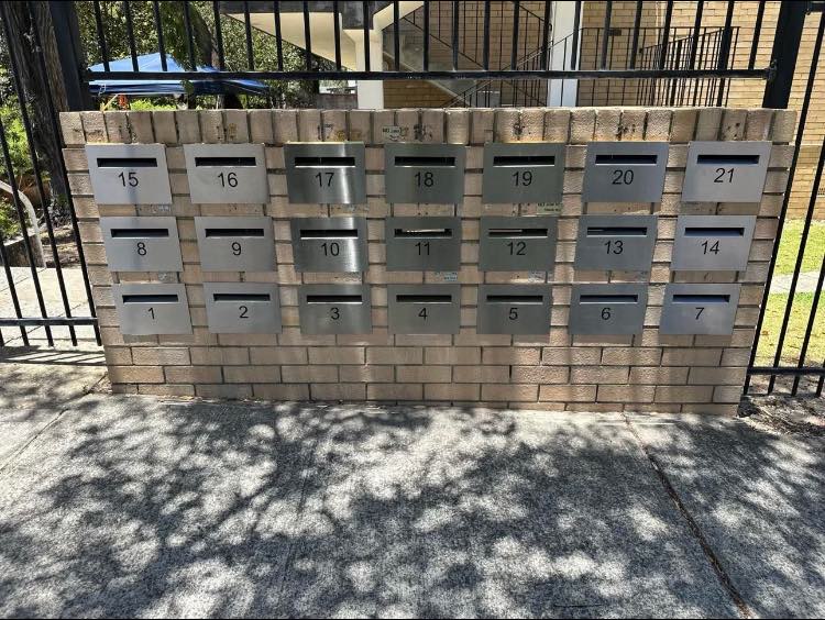 Milkcan Chelsea Stainless Steel Front Open Brick