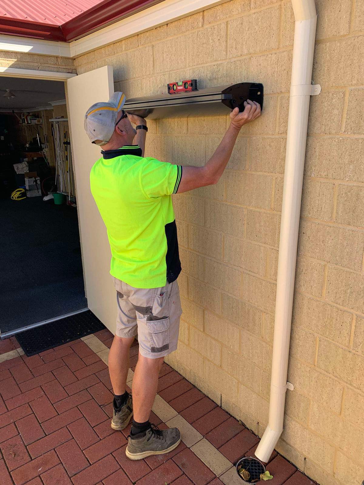 Retracting Clothesline Wall-to-Wall Installation