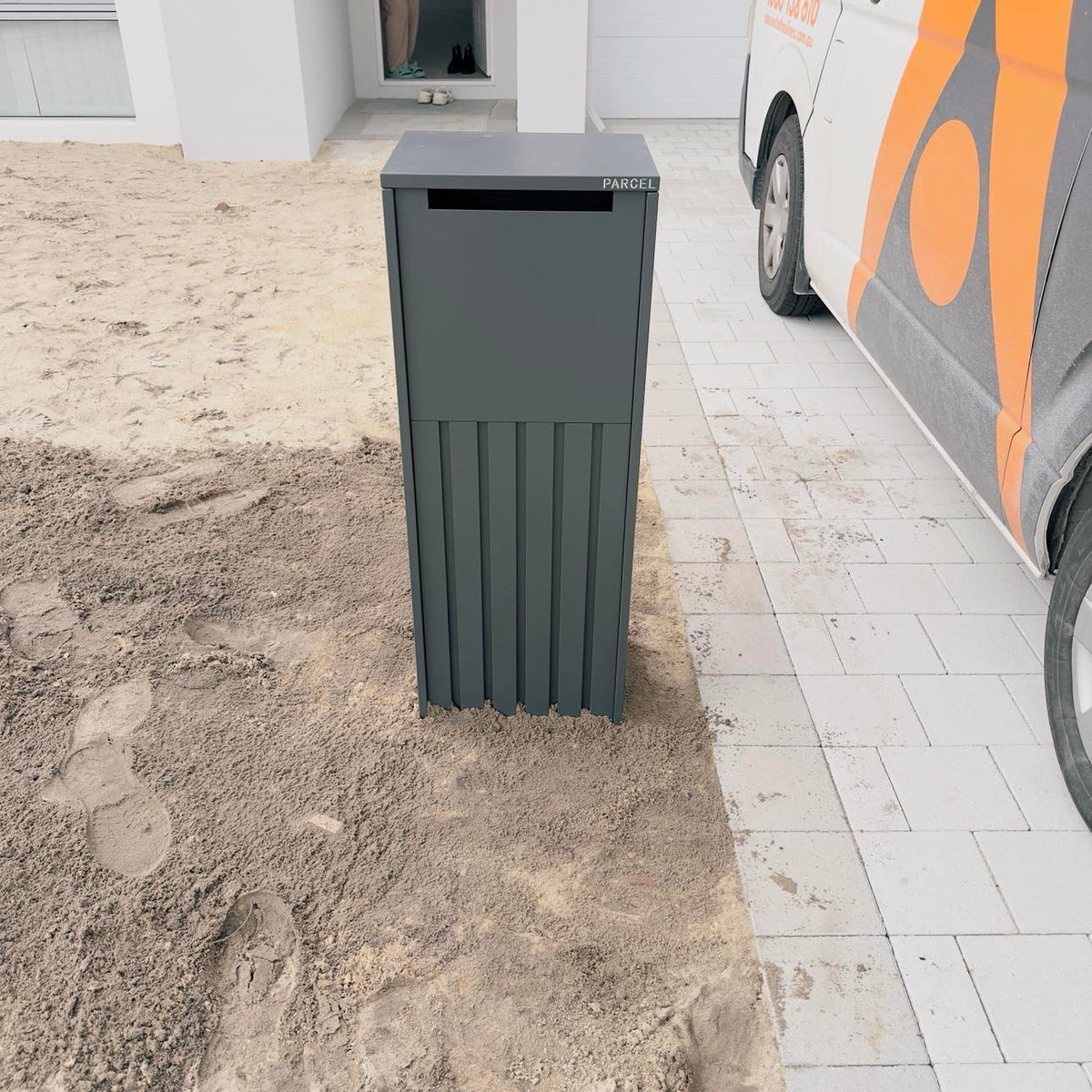 Northcote Empire Parcel & Mail Pillar