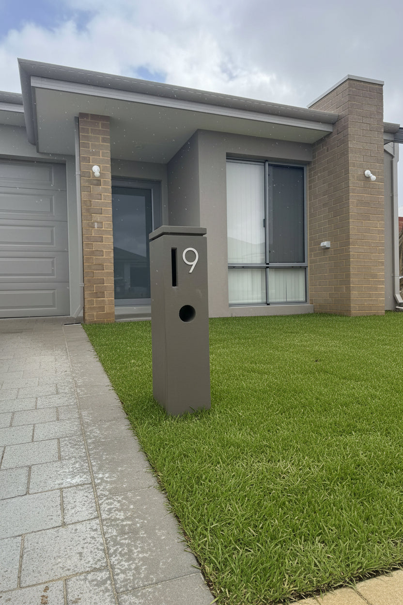 Milkcan Corby Pillar