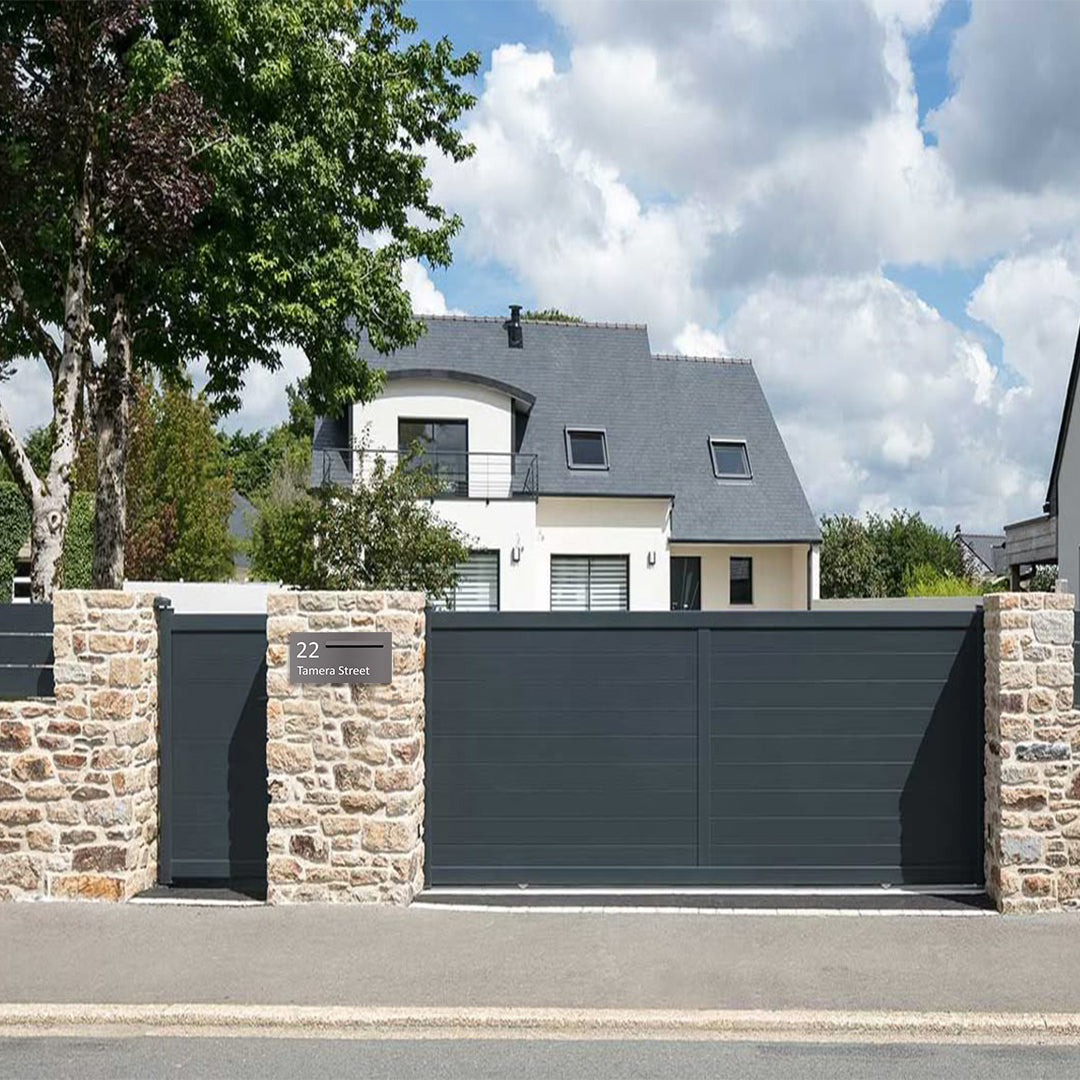 Basalt Powder-Coated Aluminium Letterbox Faceplate (600 x 300) - 340 Slot