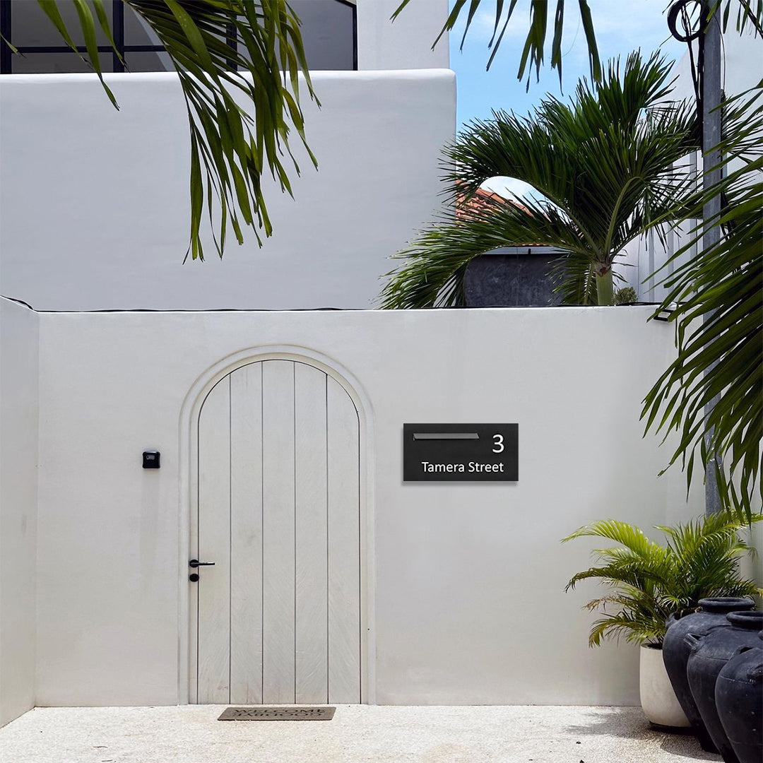 Monument Powder-Coated Aluminium Letterbox Faceplate (600 x 300) - 340 Slot LHS