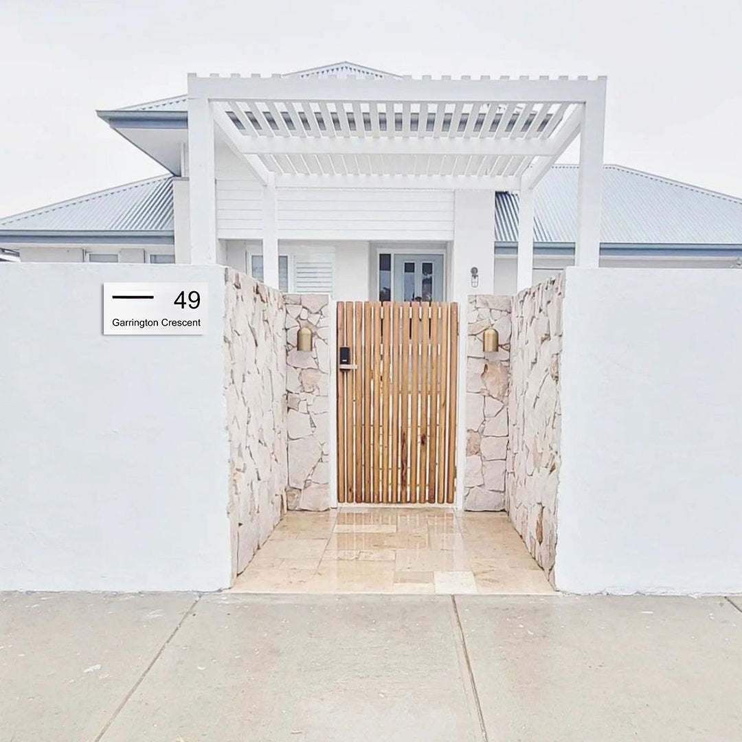 Surfmist Powder-Coated Aluminium Letterbox Faceplate (600 x 300) - 240 Slot LHS