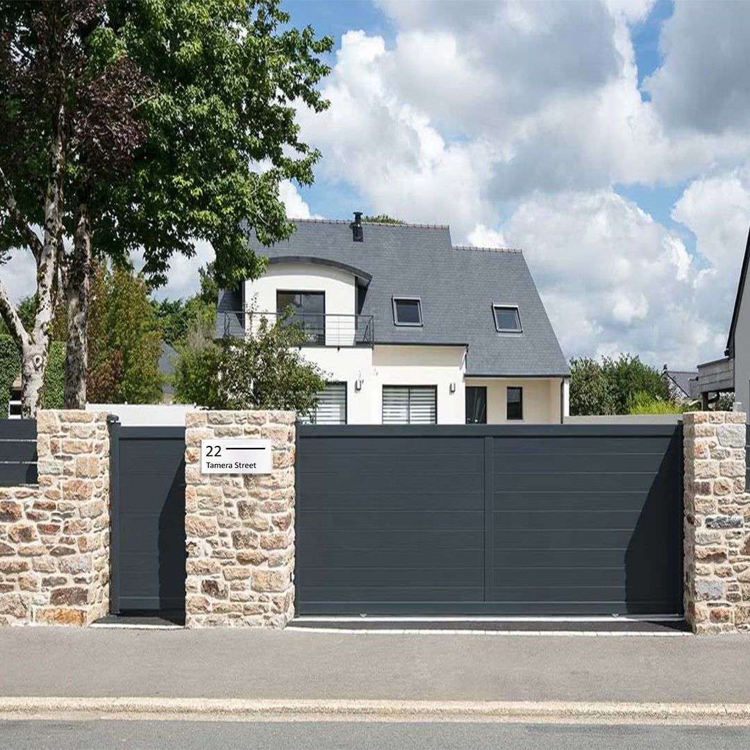 White Powder-Coated Aluminium Letterbox Faceplate (600 x 300) - 340 Slot