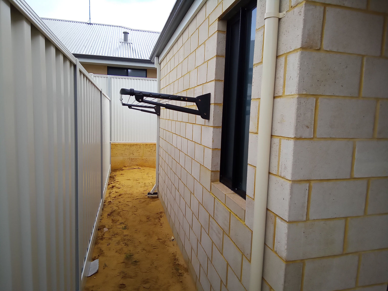 Hills Long Folding Frame