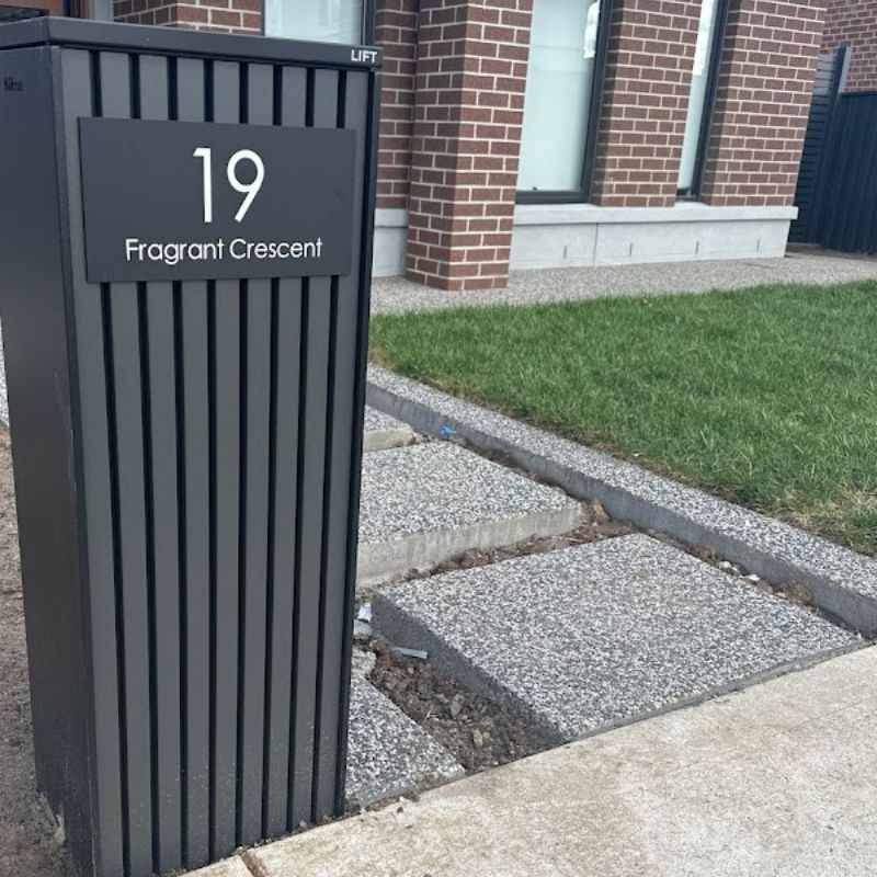 Milkcan Noosa Parcel & Mail Pillar