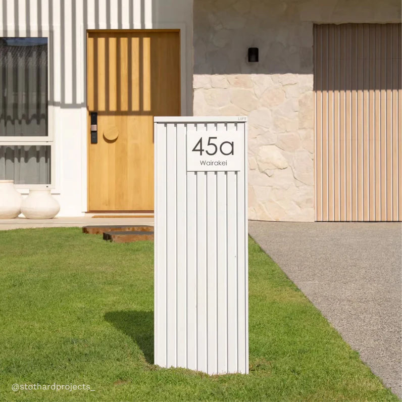 Milkcan Noosa Parcel & Mail Pillar