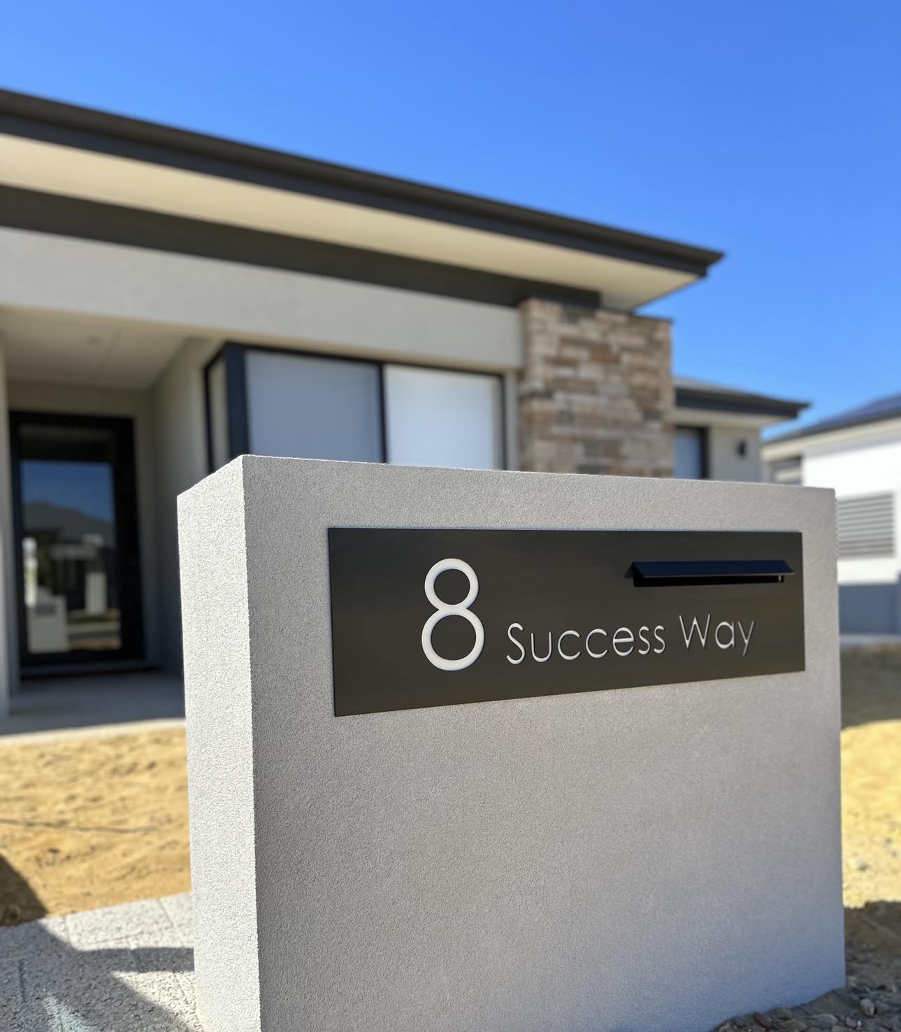 Black Powder-Coated Aluminium Letterbox Faceplate 900 x 250 - 340 Slot