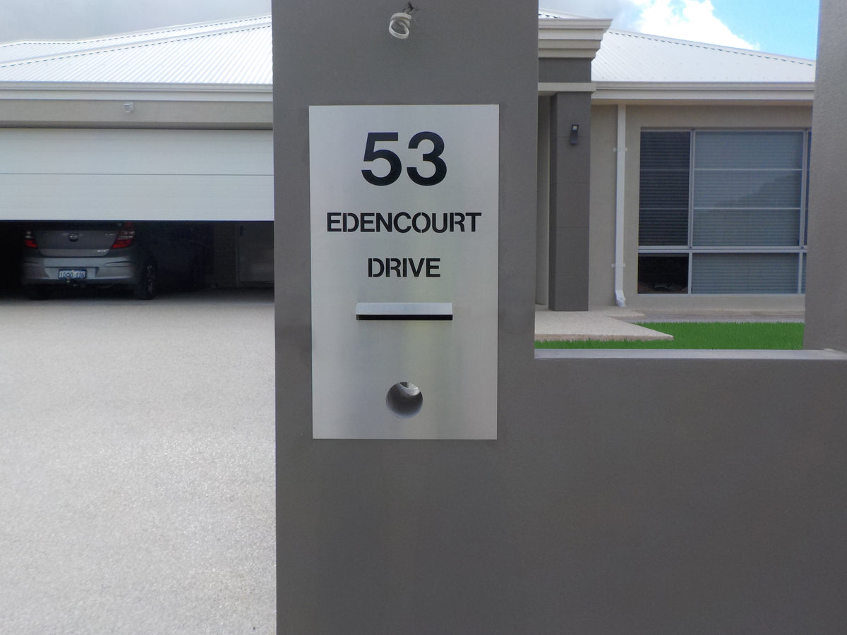 Custom Letterbox Plates