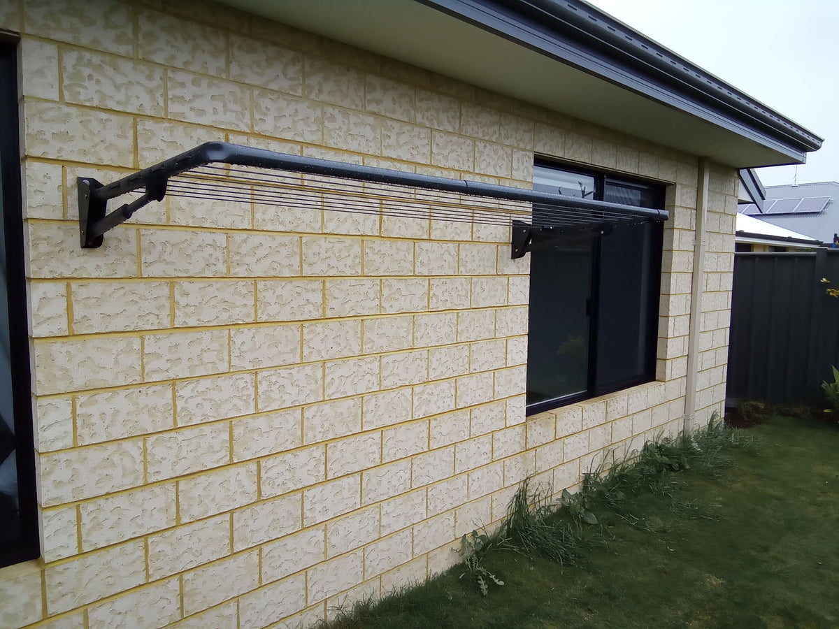 Hills Compact Folding Frame