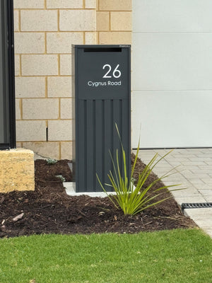 Northcote Empire Parcel & Mail Pillar