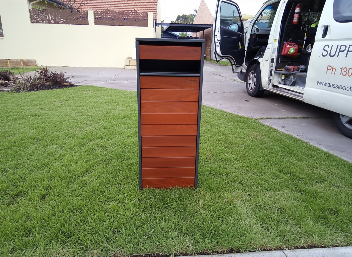 Milkcan Hamilton Parcel & Mail Pillar