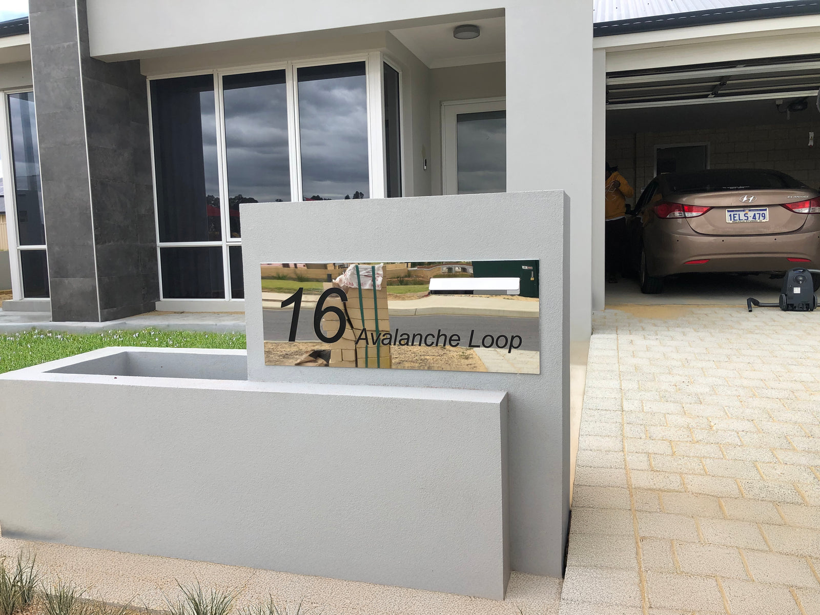 Custom Letterbox Plates