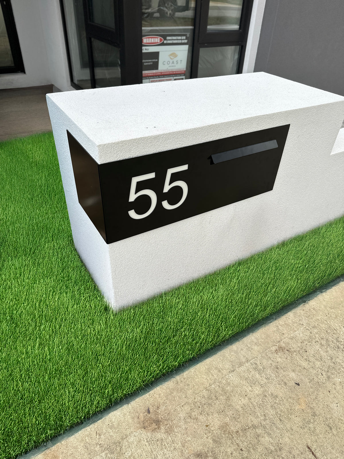 Custom Letterbox Plates