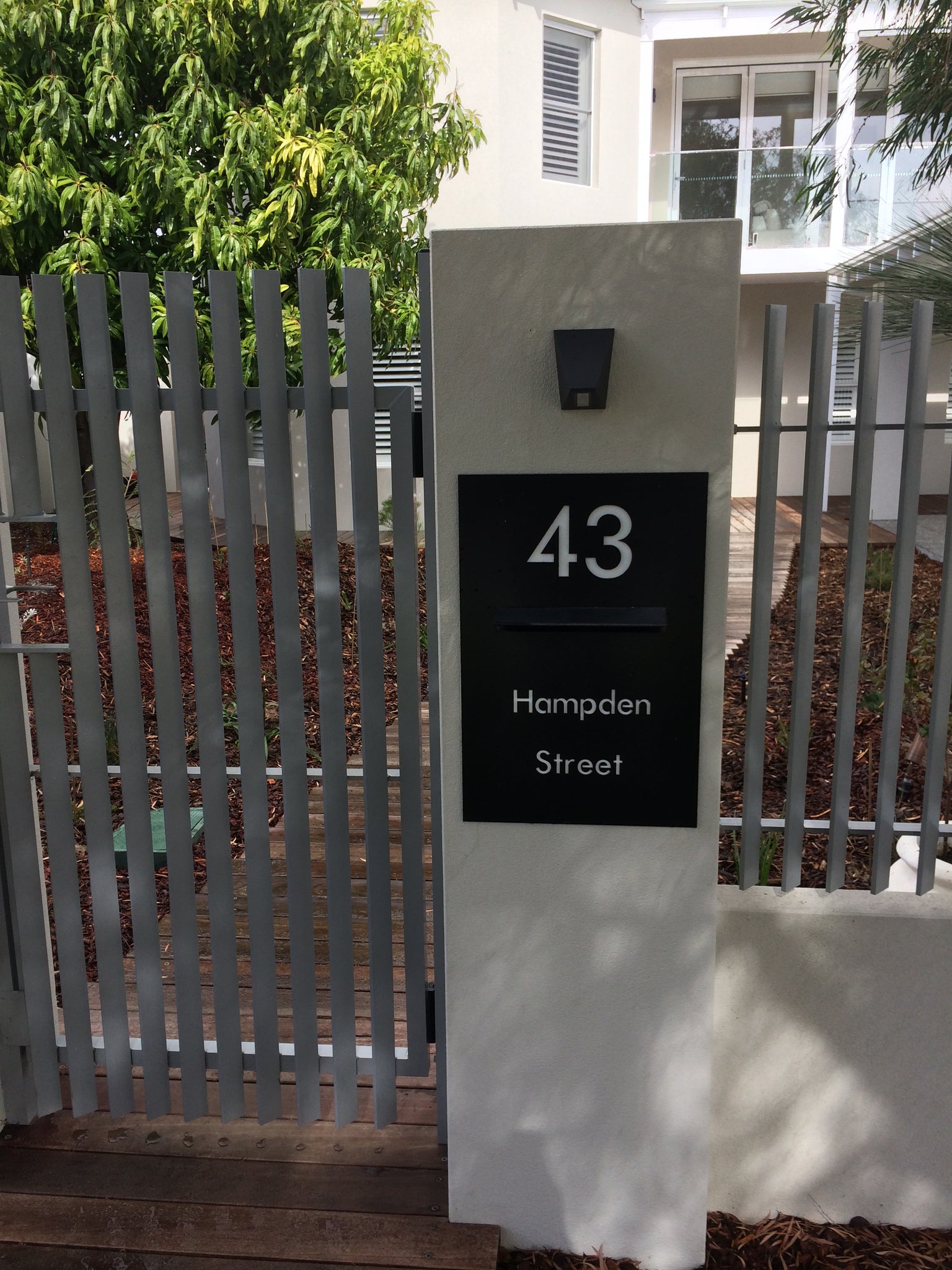 Black Powder-Coated Aluminium Letterbox Faceplate 400 x 600