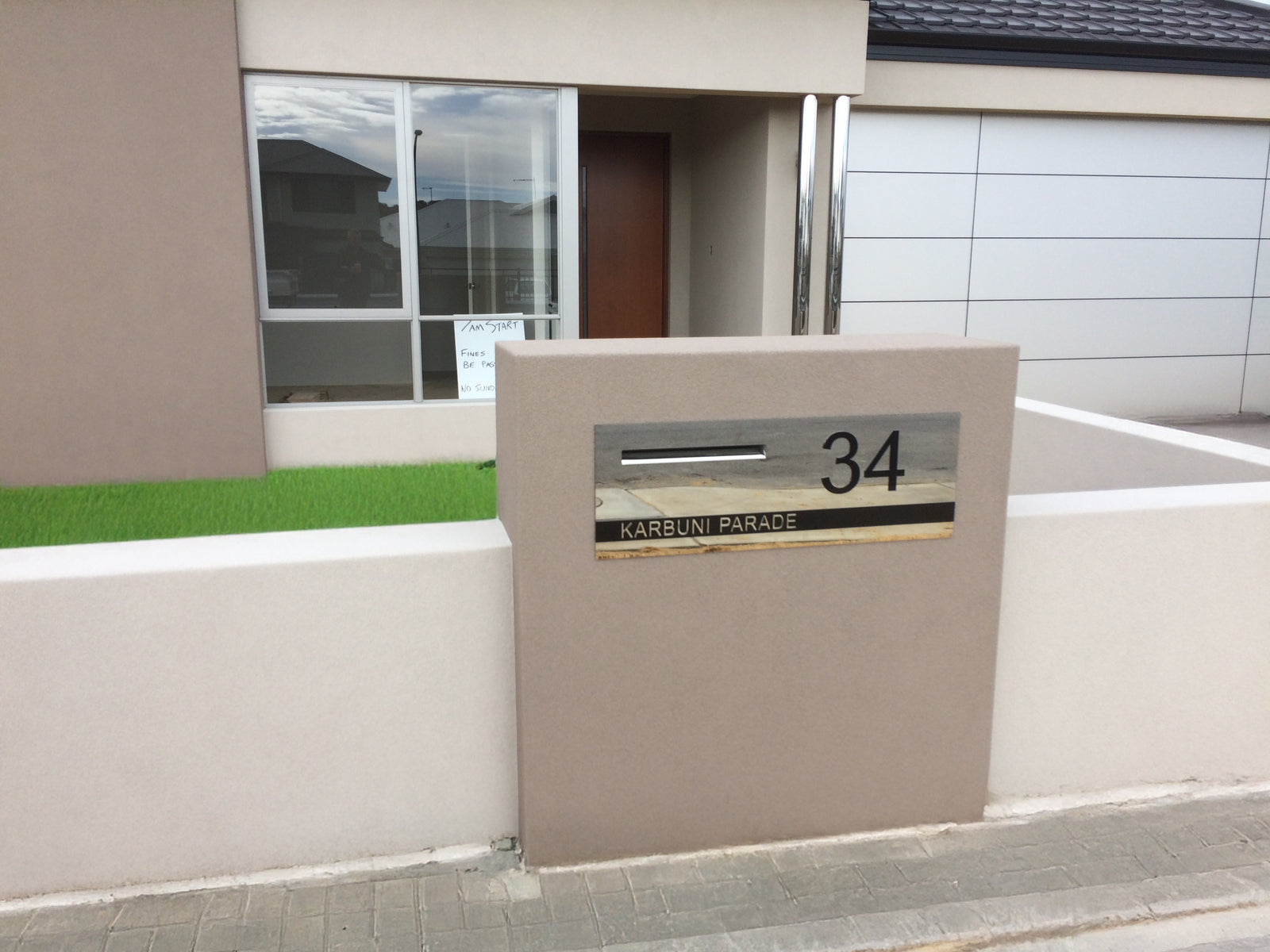 Custom Letterbox Plates